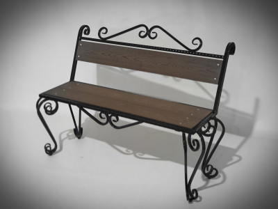 Soliņi un dārza aprīkojums