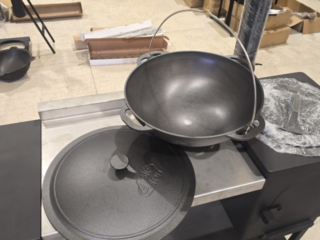 Čuguna kazani ar čuguna vāku 12L, 15L