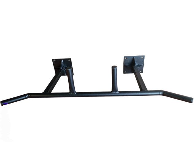 Pievilkšanās stienis pie griestiem ar papildus rokturiem