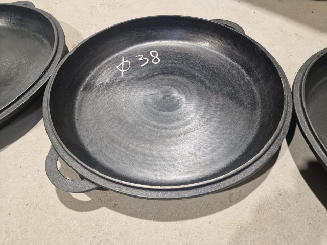 Čuguna uzbeku panna 380×50mm