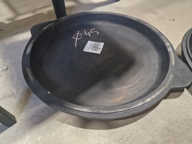 Čuguna uzbeku panna 450×50mm