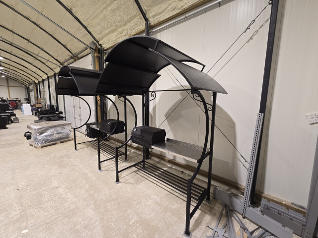 Гриль с навесом