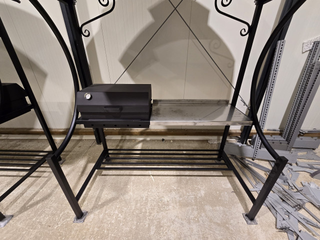 Гриль с навесом