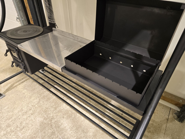 Гриль с навесом