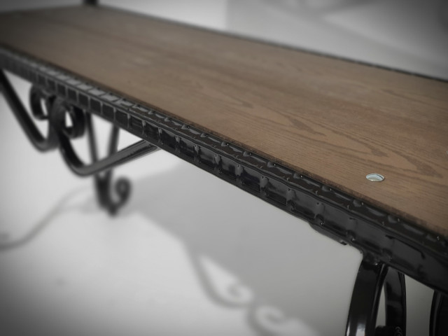 Vintāža soliņš ar atzveltni