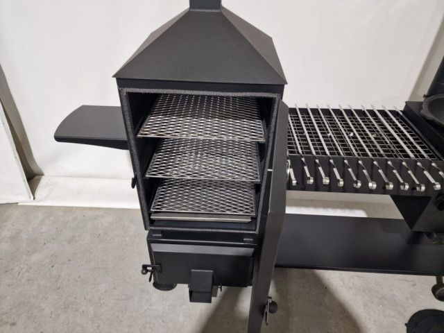 BIG Krāsns/grils/kūpinātava 3in1 ar galdu