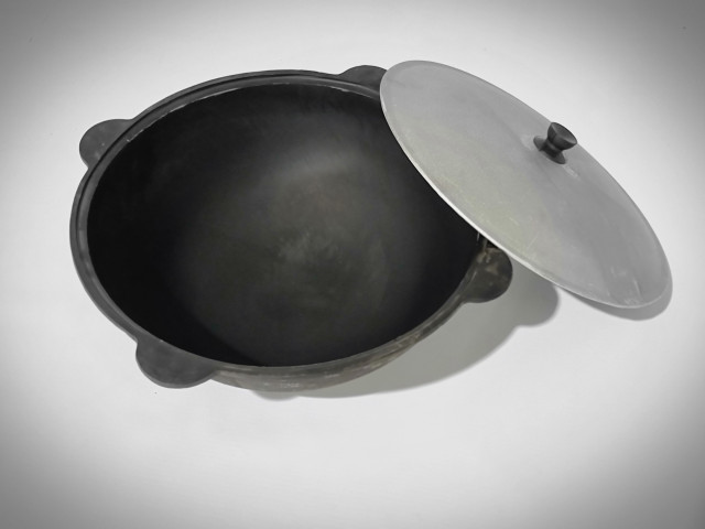 Čuguna uzbeku kazans 16l