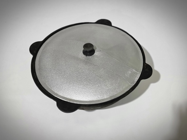 Čuguna uzbeku kazans 16l