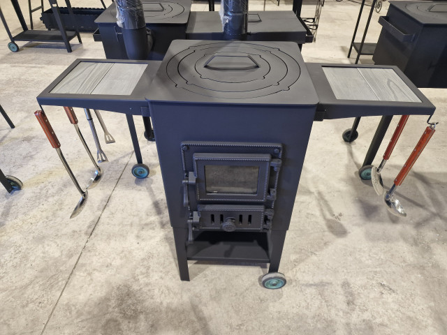 Krāsns kvadrāta ar čuguna/stikla durvīm D40cm - 3mm, 4mm, 6mm