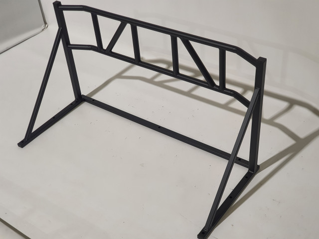 Pievilkšanās stienis daudzfunkcionāls