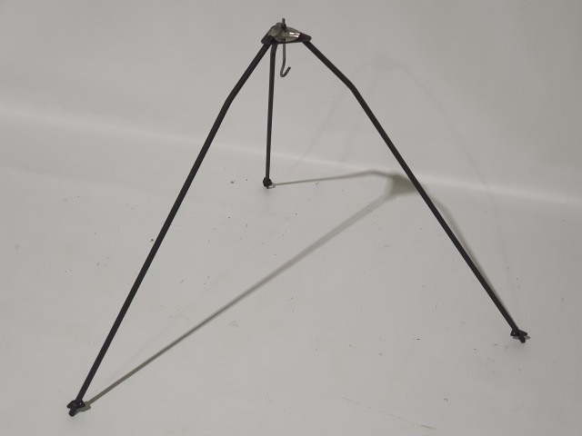 Trīskājis-statīvs Nr2