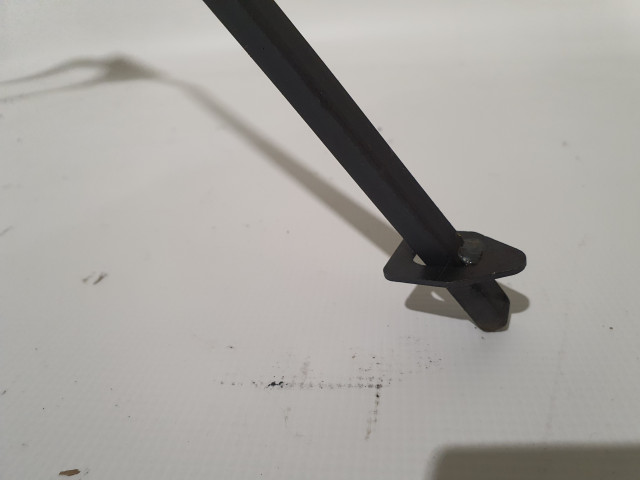 Trīskājis-statīvs Nr2