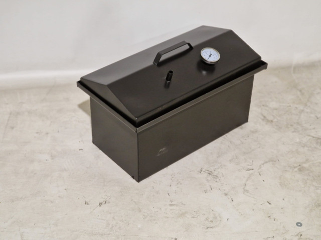 Коптильня с треугольной крышкой S, M, L размеры