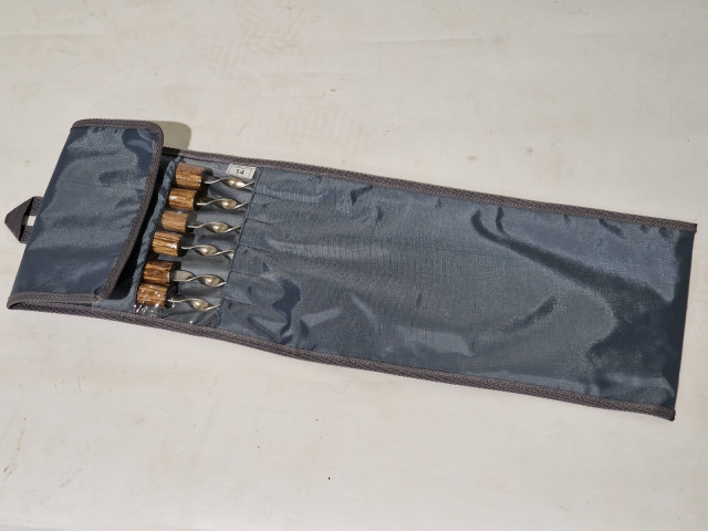 Iesmu komplekts ar koka rokturiem 6gb