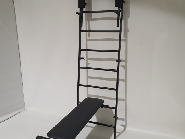 Treniņu sols zviedru sienai