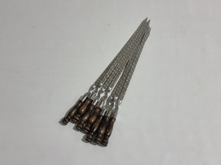 Kebaba iesmi ar koka rokturi