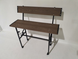 Soliņš ar atzveltni